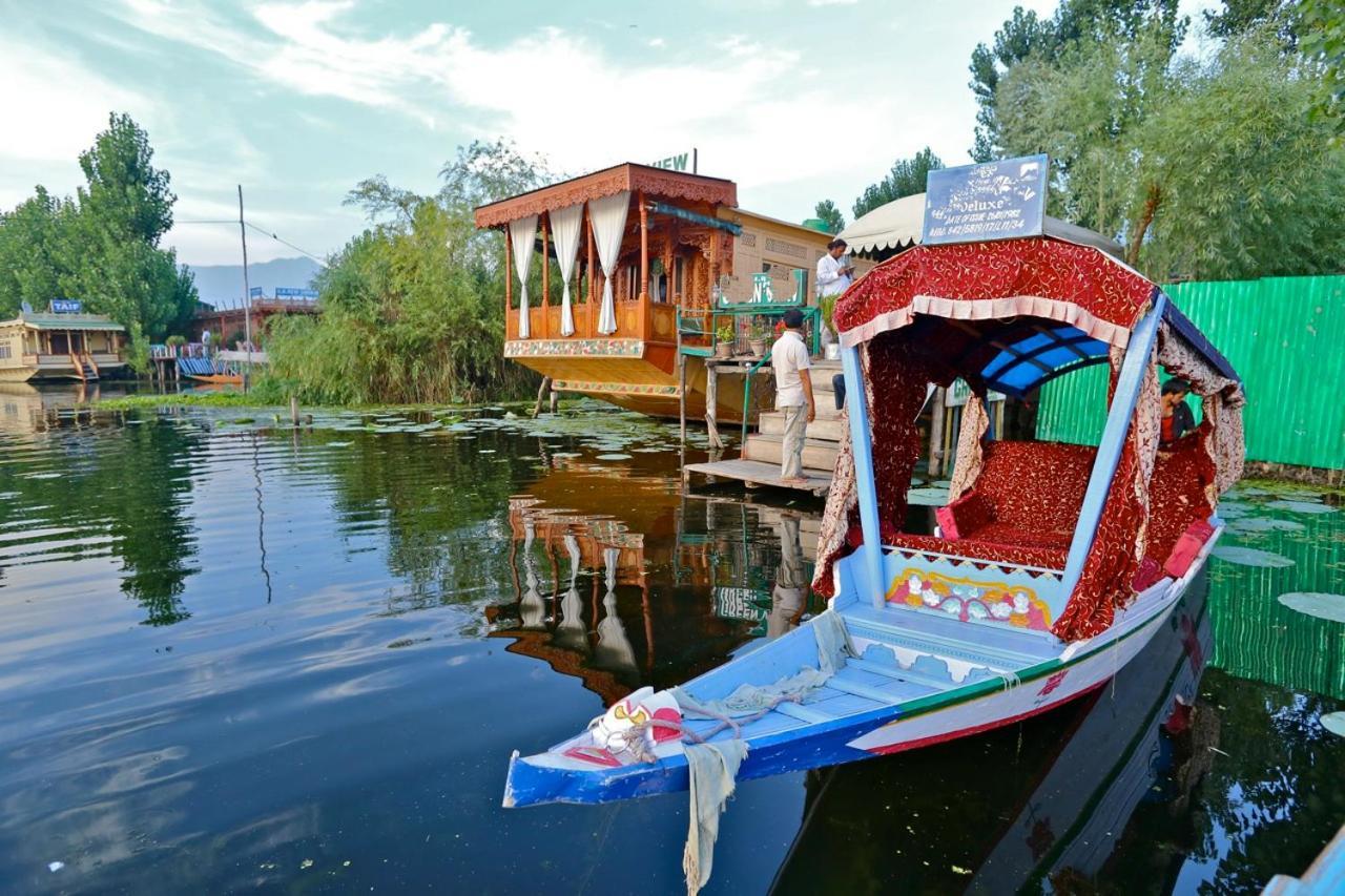 Green View Group Of Houseboats Hotel Srinagar  Room photo